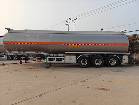 42000L 燃料タンカー オイルタンク 半トレーラー 輪盤 7000-8000mm カスタマイズ